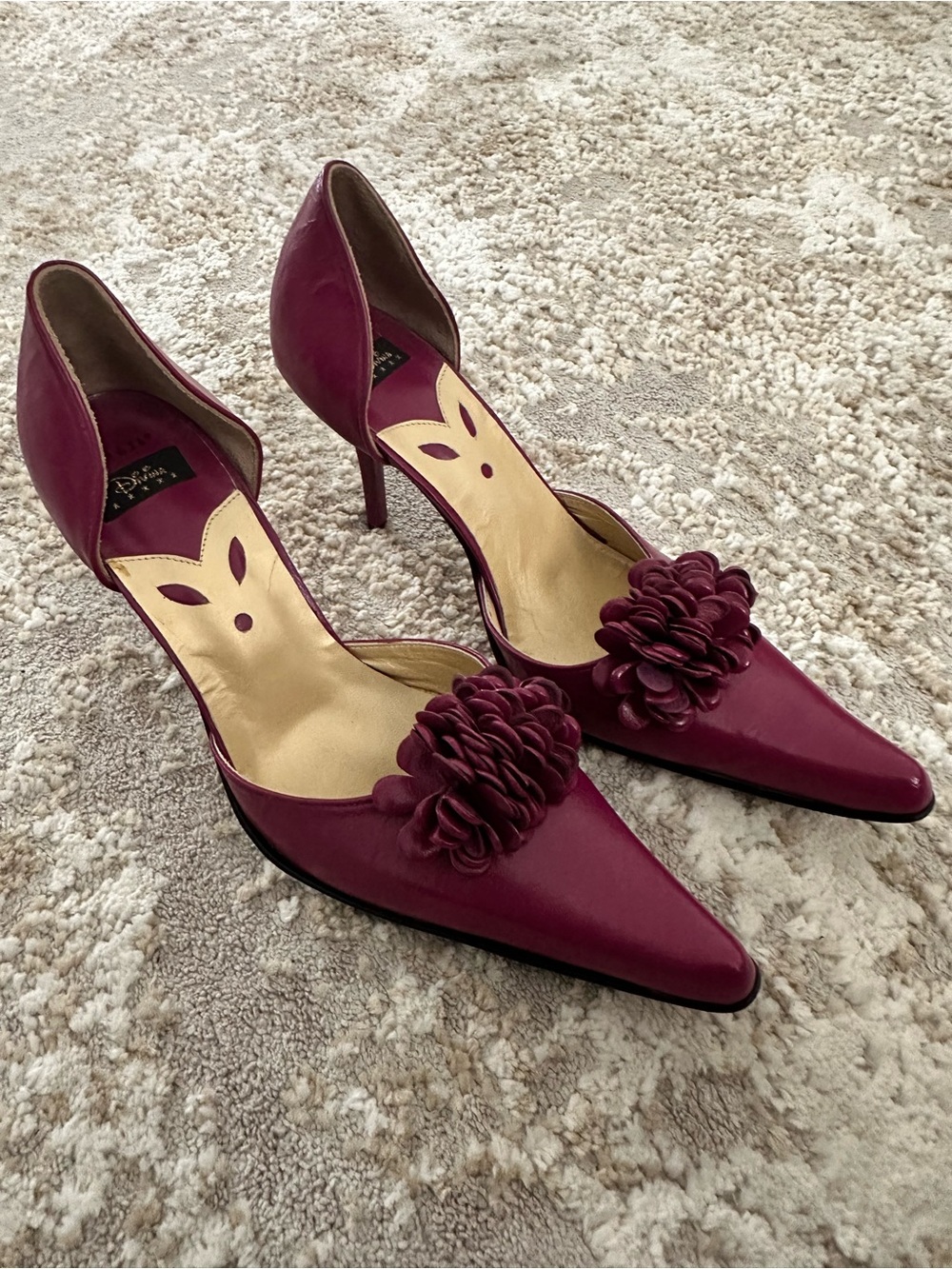 Deadstock Vintage Divina Fuschia Leather D’Orsay Pumps